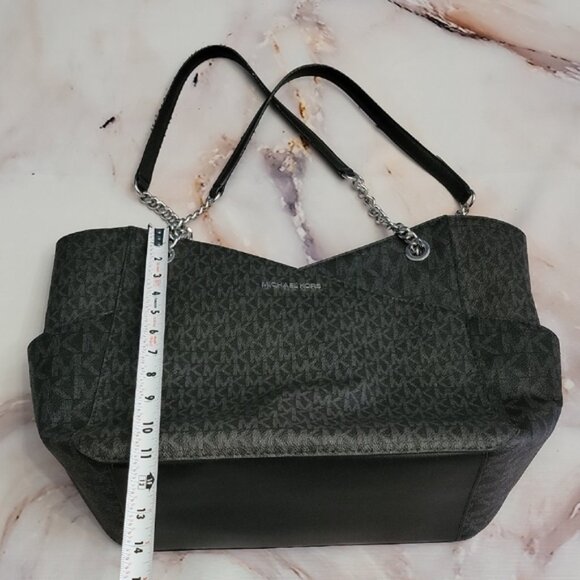 Michael Kors Outlet Jet Set Large Logo Shoulder Bag Color: Black :) - Picture 4 of 17